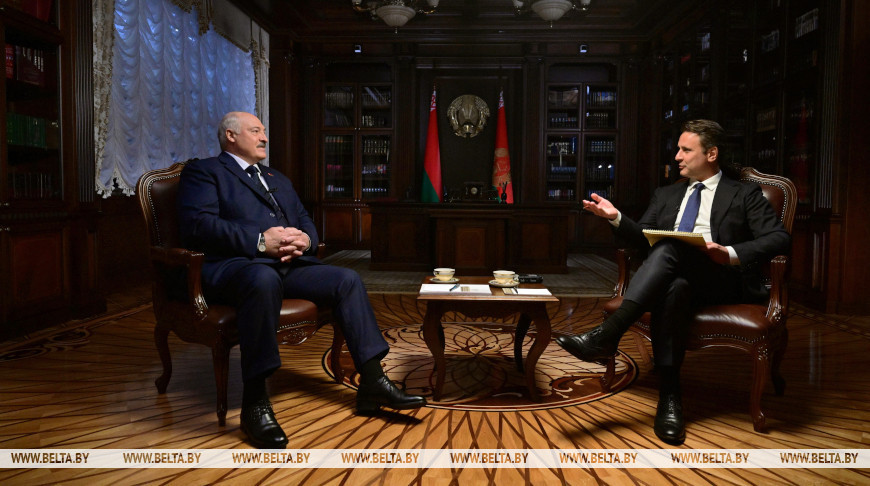 Во время интервью