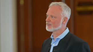 Ульрих Зингер. Скриншот видео телеканала ОНТ