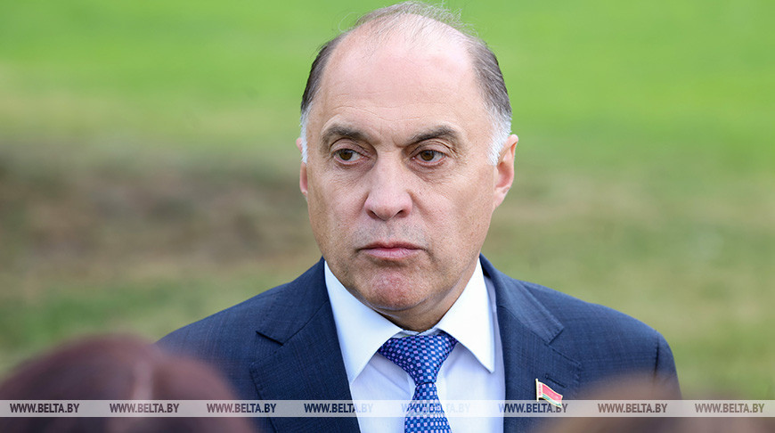 Александр Вольфович