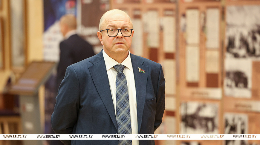 Дмитрий Жук