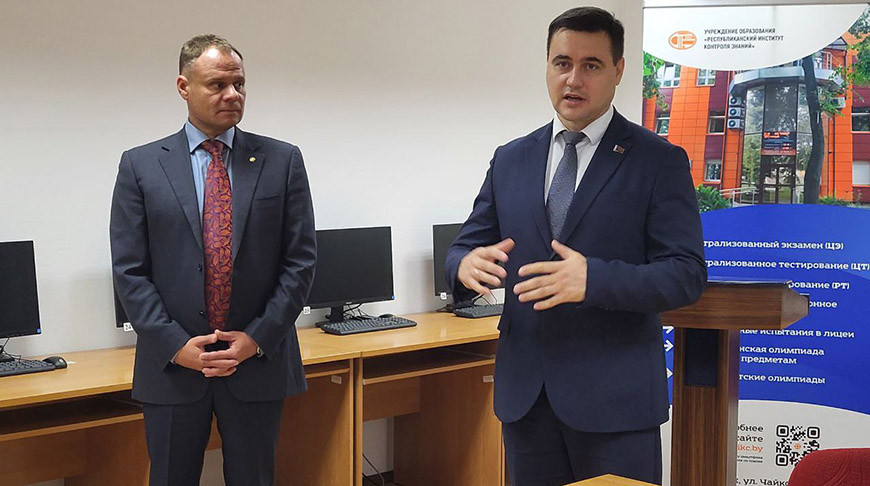 Дмитрий Миронов и Андрей Иванец. Фото РИКЗ