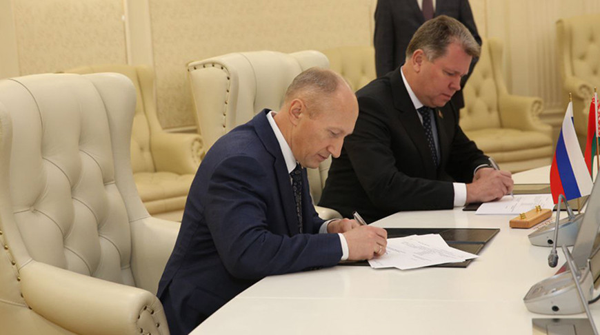 Евгений Богданов и Александр Студнев. Фото Минстройархитектуры