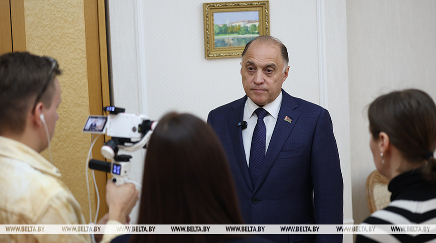 Александр Вольфович