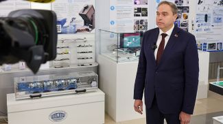 Владимир Караник