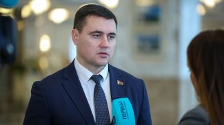 Андрей Иванец