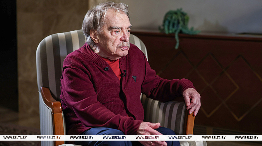 Александр Адабашьян