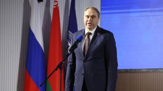 Владимир Караник