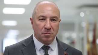 Юрий Караев