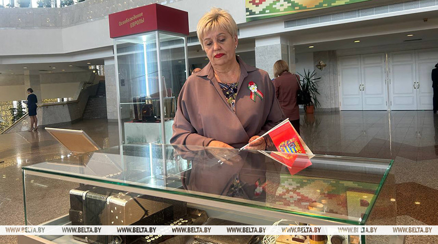 Елена Чернецова