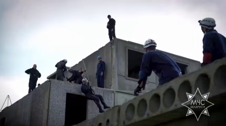 Скриншот видео МЧС