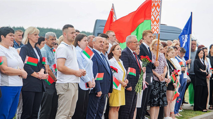 Фото газеты  "Зара над Неманам" 