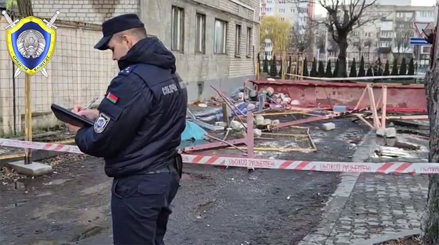Рабочий погиб при падении строительной люльки в Бресте