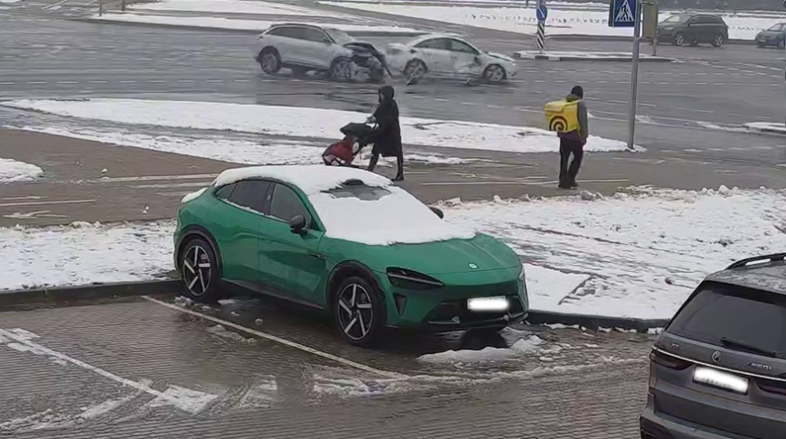 Скриншот видео УГАИ ГУВД Мингорисполкома