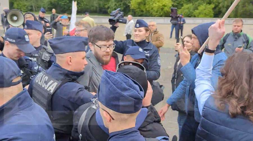 Скриншот видео iz.ru