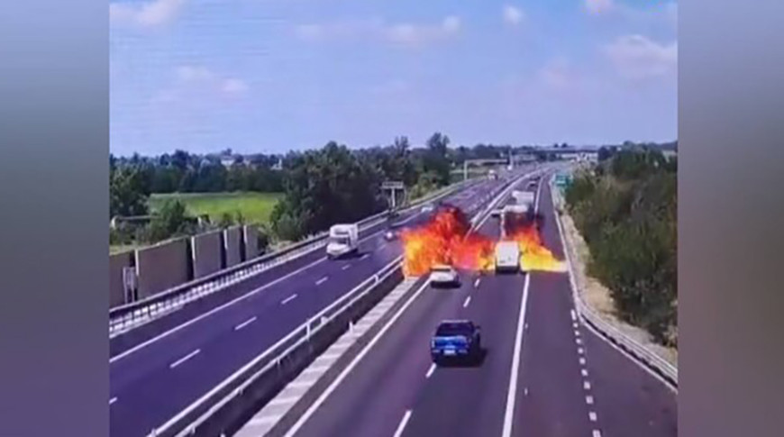 Скриншот видео