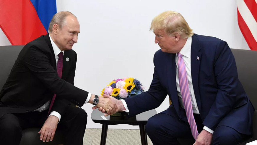 Владимир Путин и Дональд Трамп. Фото из архива РИА Новости 