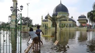 Скриншот видео Reuters