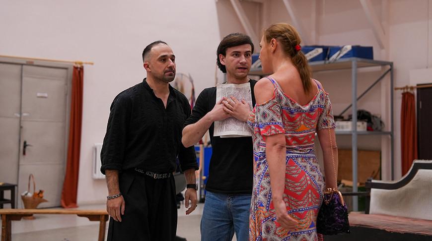 Репетиция оперетты "Марица". Фото театра