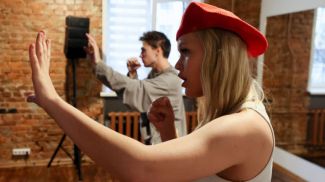 Анастасия Кравченко во время репетиции. Фото из архива