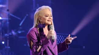 Лариса Долина