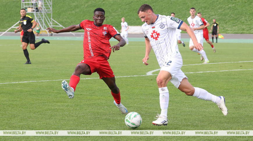 Во время матча"Минск" : "Динамо"