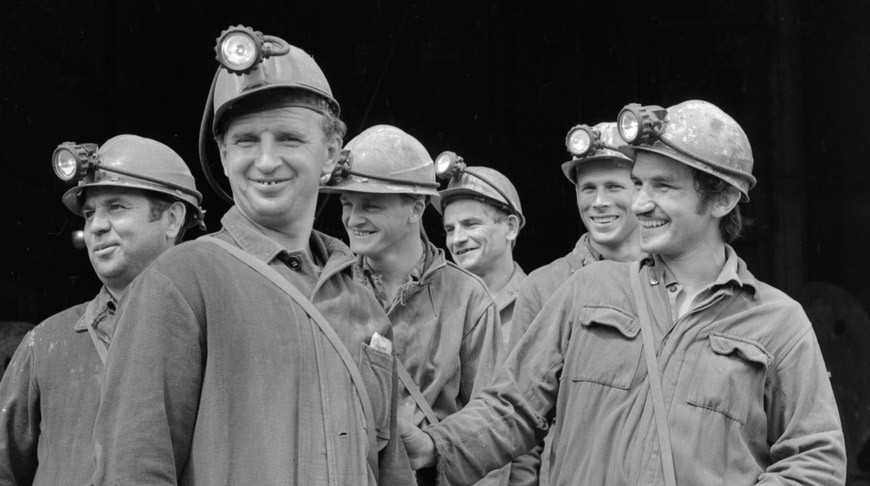  15 августа 1974 года. Передовые горняки участка № 12 третьего рудоуправления  