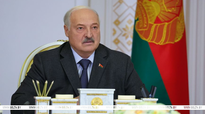 Александр Лукашенко во время совещания по вопросам развития сотрудничества с КНР