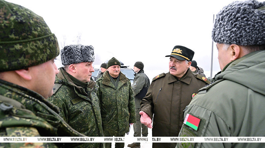 Александр Лукашенко во время проверки боеготовности Вооруженных Сил