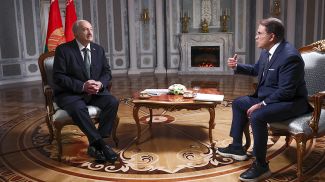 Во время интервью