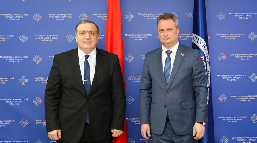 Гиоргий Саганелидзе и Павел Утюпин. Фото mfa.gov.by