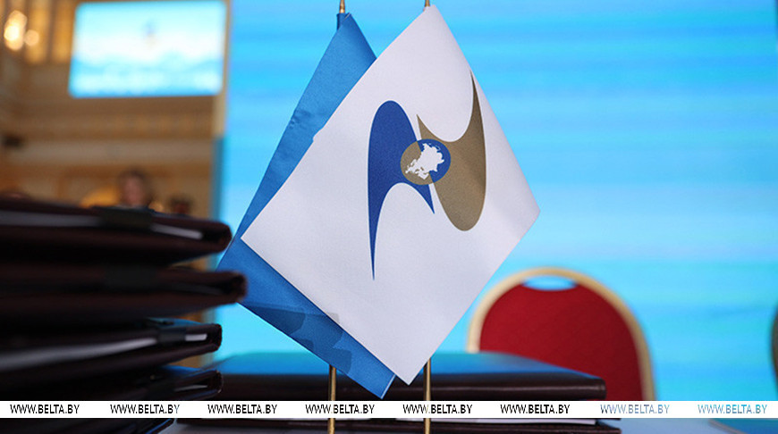 Петкевич: страны ЕАЭС в условиях современных вызовов намерены объединять усилия и развивать промкооперацию