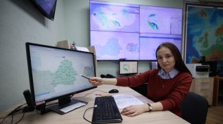    Так выглядит рабочее место инженера-синоптика   