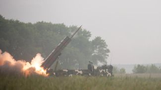   16 июня 2016 года. Полигон в Гомельской области. Первые боевые пуски РСЗО "Полонез"  