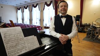 Андрей Славинский