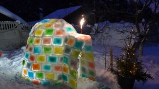 Скриншот видео телеканала "ОНТ"