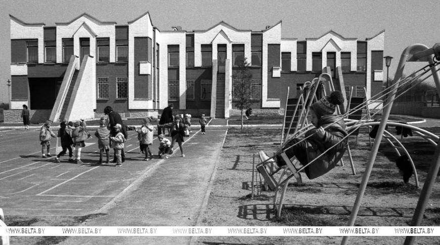 Детский сад в д. Носовичи Добрушского района, построенный по Чернобыльской программе, 2000 год. Фото из архива