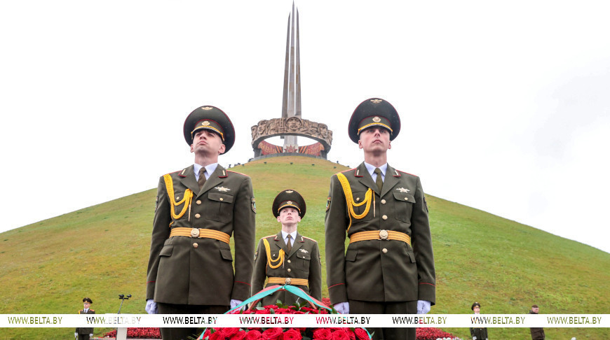 Общенациональная минута молчания прошла в Беларуси