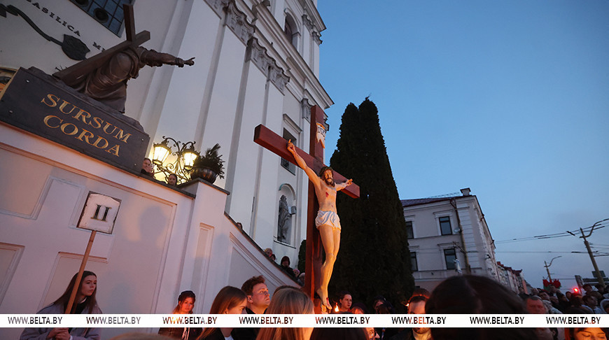 Крестный ход накануне католического Вербного воскресенья прошел в Гродно