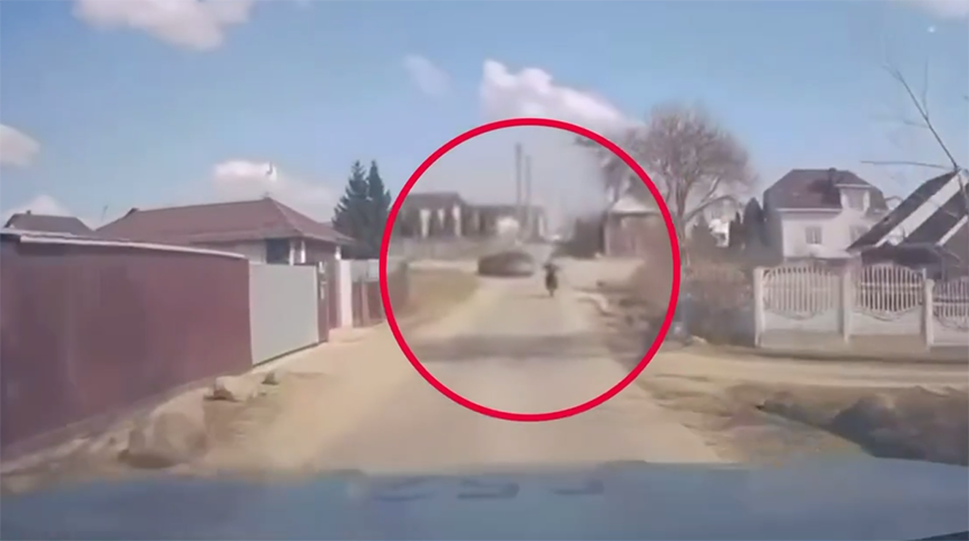 В Минском районе задержали бесправного мотоциклиста: он пытался скрыться