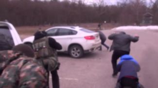 Скриншот видео ГУВД Мингорисполкома