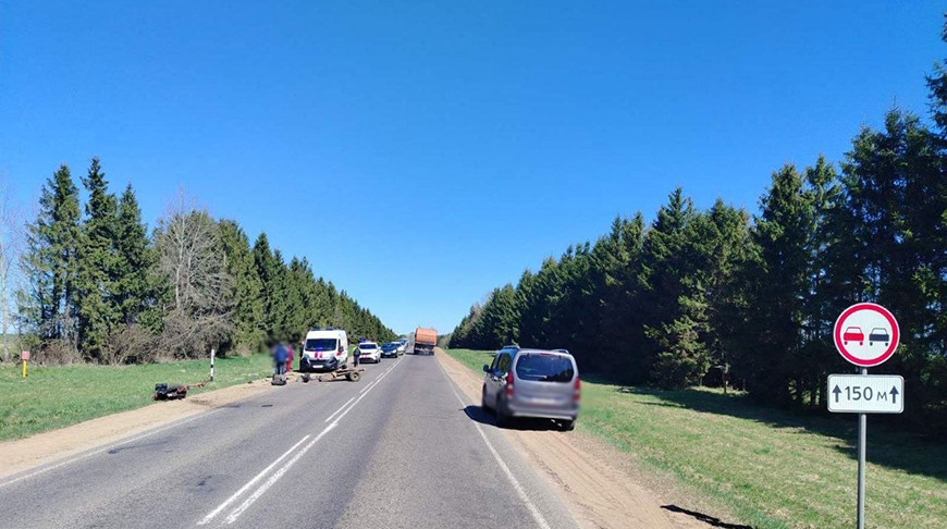 Два человека погибли при столкновении легковушки и мотоблока в Молодечненском районе