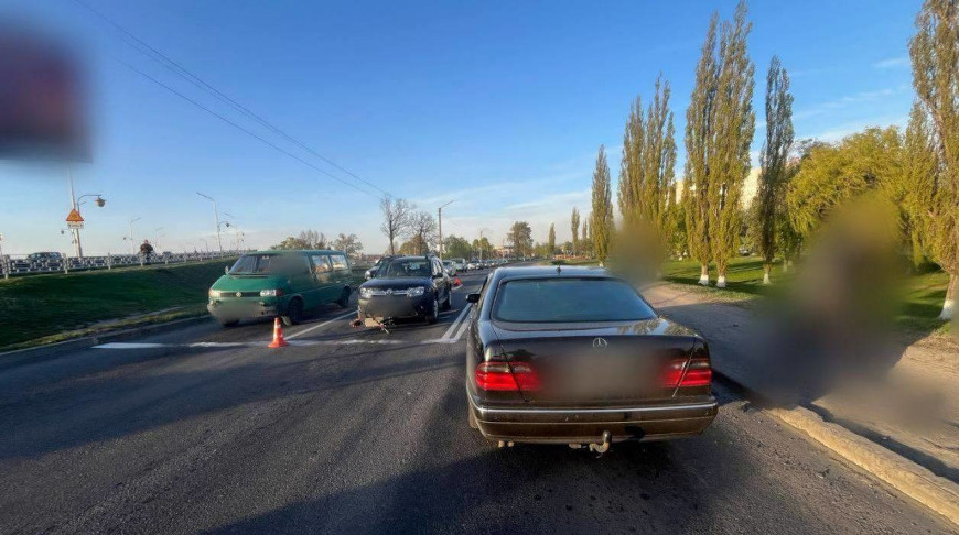 В Пинске подросток на электросамокате погиб под колесами легковушки
