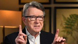 Питер Мандельсон. Фото BBC/AFP/Getty Images