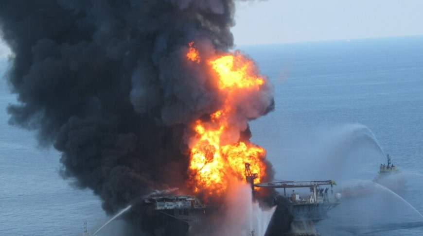 После разлива в Мексиканском заливе собрали свыше 400 тонн нефти