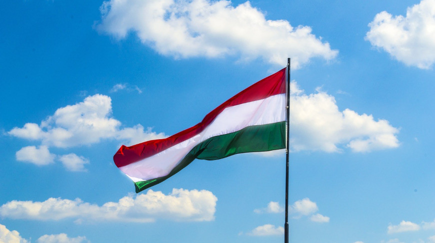 Венгрия уведомила НАТО, что по-прежнему не намерена поставлять вооружения и военную технику Украине