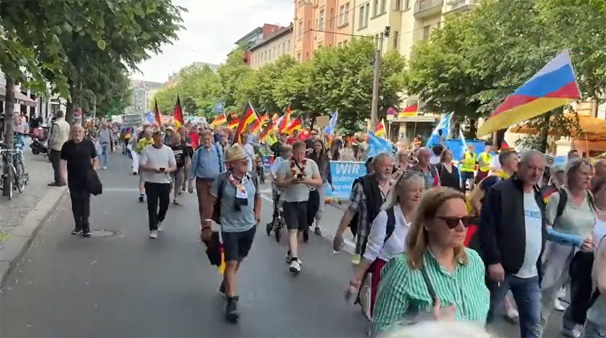 В Берлине прошла массовая демонстрация против поли