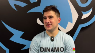 Сэм Энас. Скриншот видео ХК "Динамо Минск"