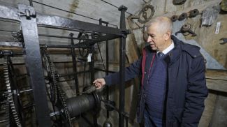 Часовых дел мастер Доменик Пролейко