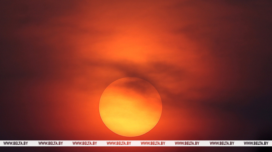 На Солнце 25 апреля произошли две сильные вспышки