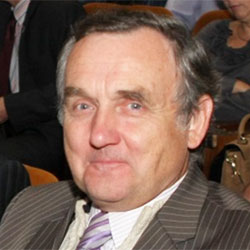 Владимир Саечников